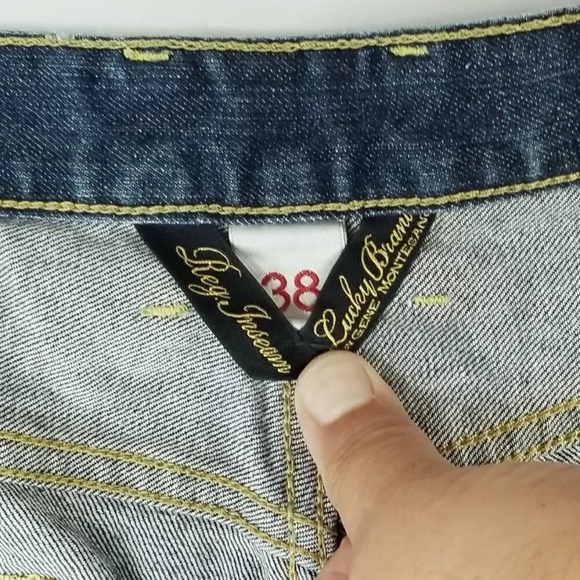 Lucky Brand 38X28 Classic Fit Men Raw Hem Regular Inseam/Length Blue Denim Jeans - Picture 3 of 9